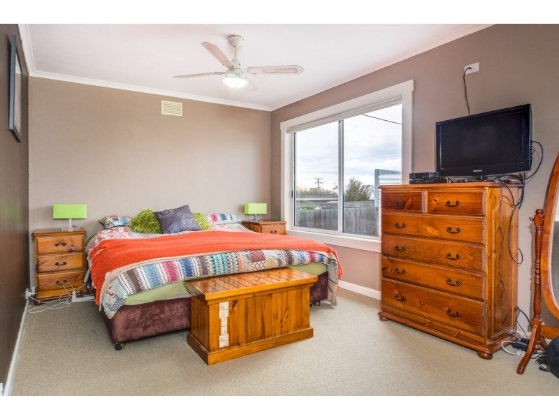 6 Ronneby Road, Newnham TAS 7248