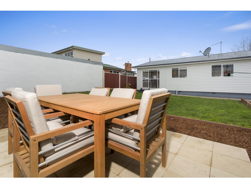 6 Ronneby Road, Newnham TAS 7248