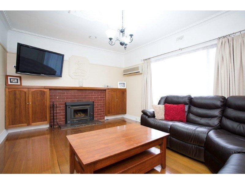 32 Veulalee Avenue, Trevallyn TAS 7250