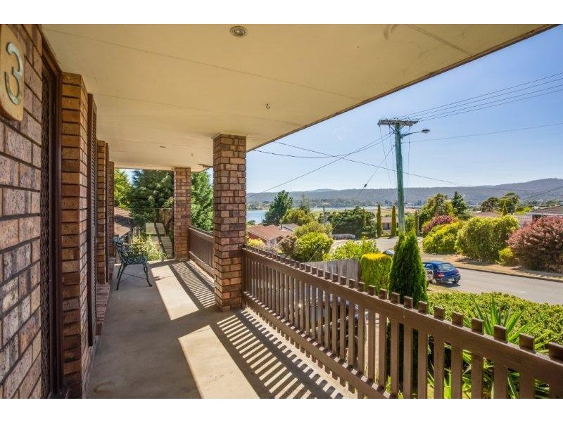 3 Pheasant Place, Legana TAS 7277