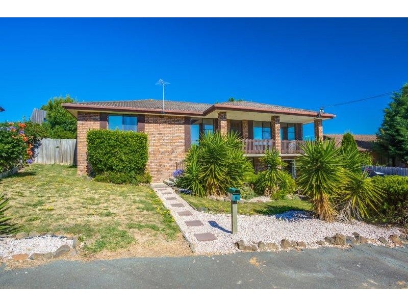 3 Pheasant Place, Legana TAS 7277