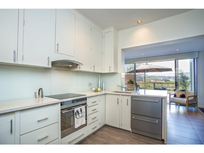 25 Riverdale Grove, Newstead TAS 7250