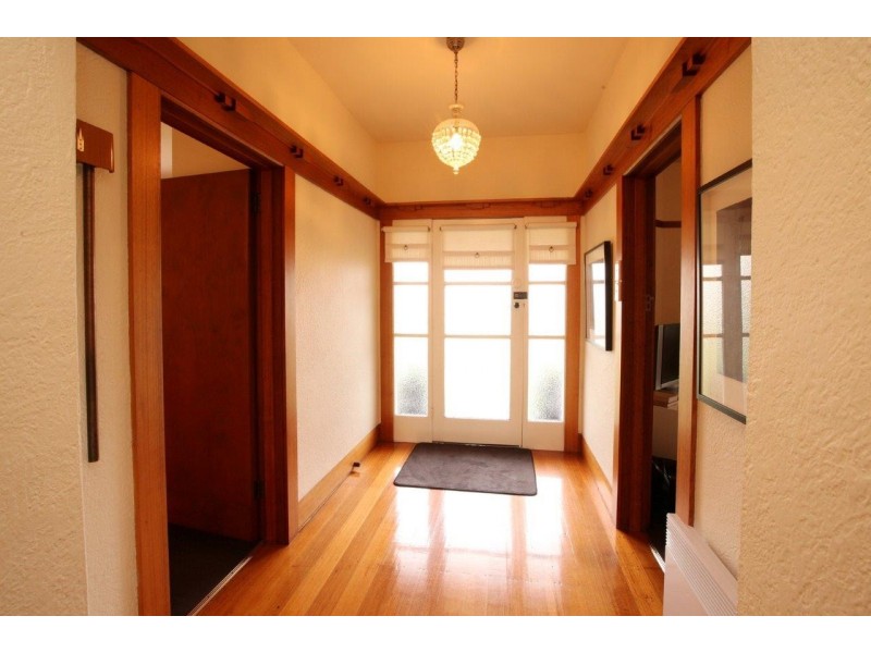 25 Riverdale Grove, Newstead TAS 7250