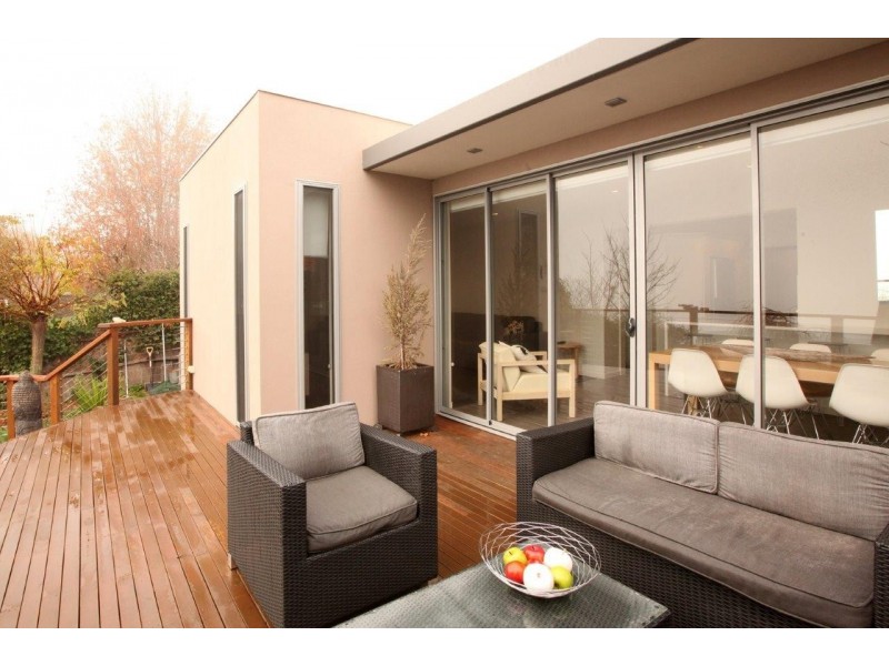 25 Riverdale Grove, Newstead TAS 7250