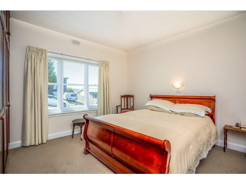 48 Clare St, Mowbray TAS 7248