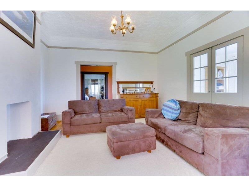 25 Delamere Crescent, Trevallyn TAS 7250