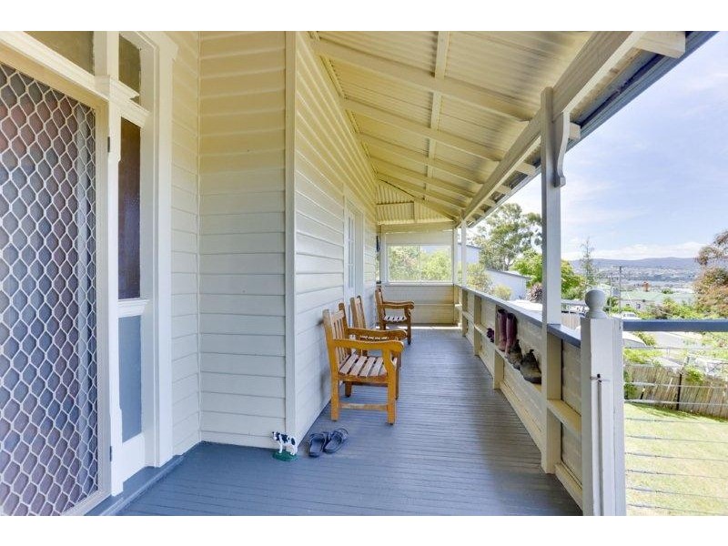 25 Delamere Crescent, Trevallyn TAS 7250