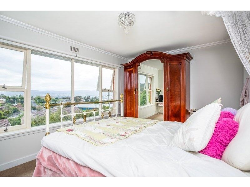 22 Benjamin St, Trevallyn TAS 7250