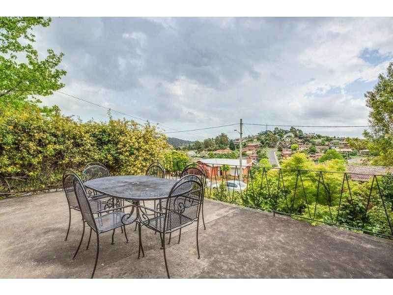 22 Benjamin St, Trevallyn TAS 7250