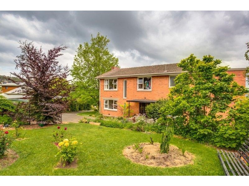 22 Benjamin St, Trevallyn TAS 7250