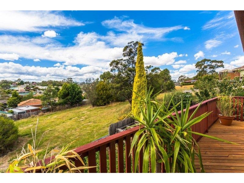 7 Erika Court, Summerhill TAS 7250