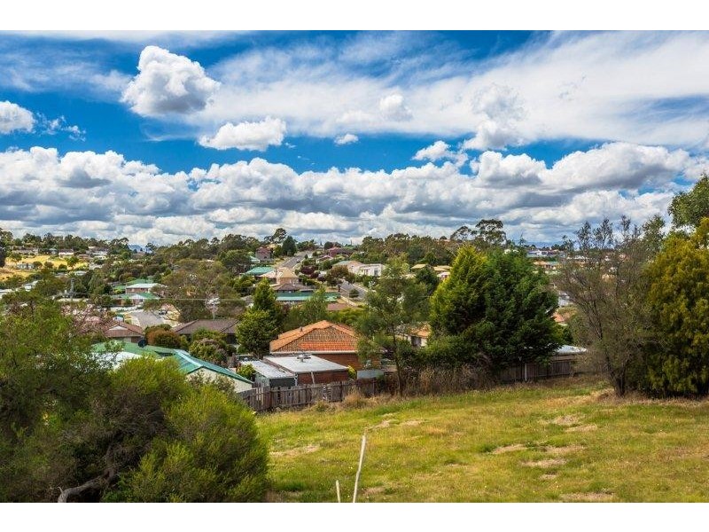 7 Erika Court, Summerhill TAS 7250