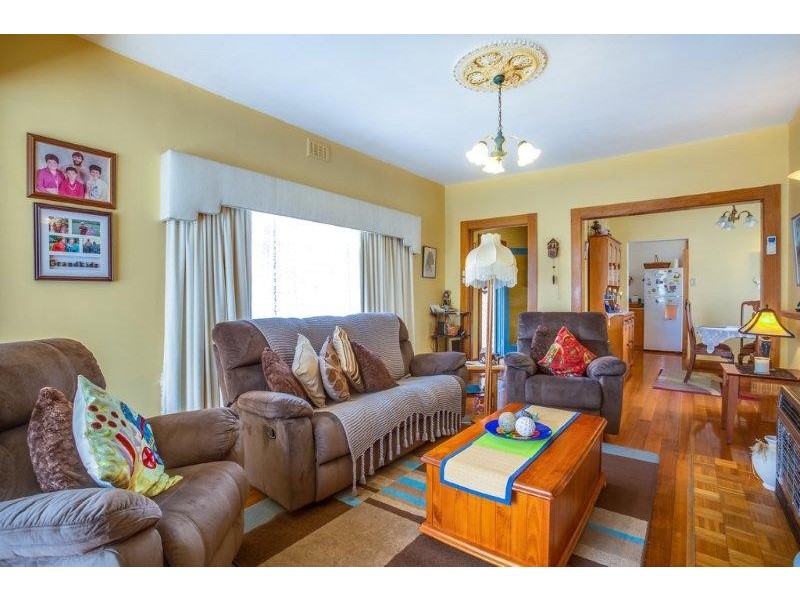 7 Clare St, Mowbray TAS 7248