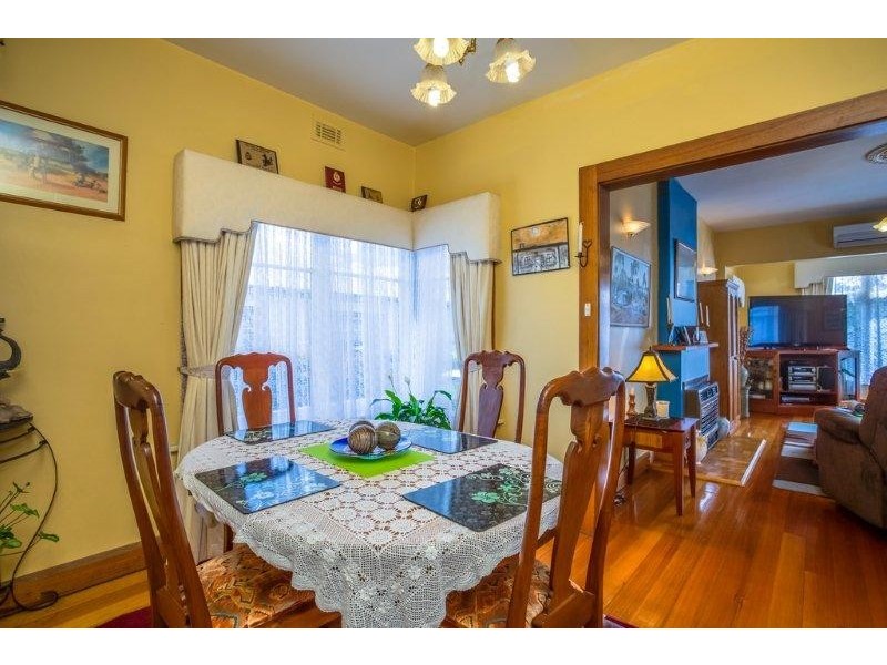 7 Clare St, Mowbray TAS 7248