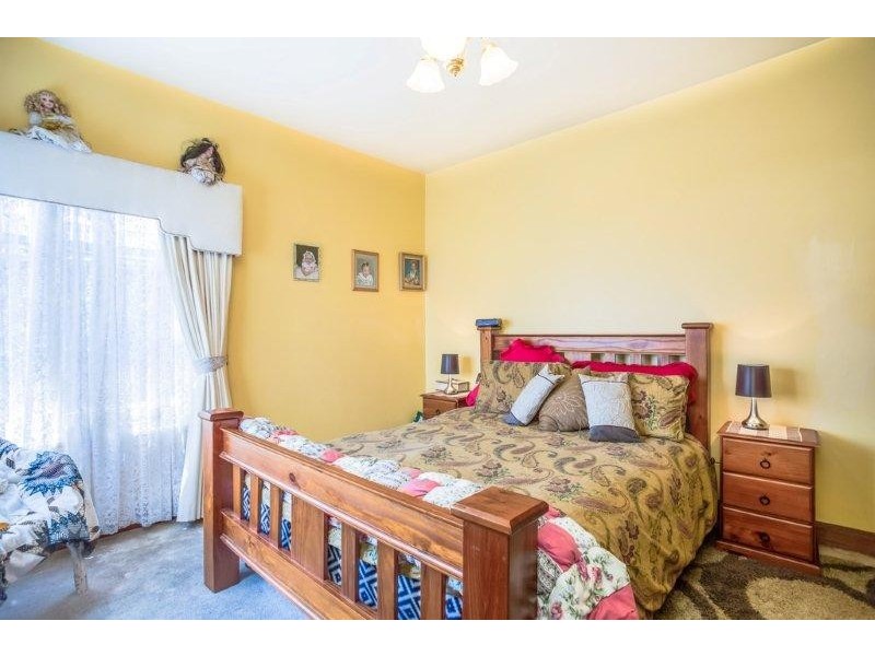 7 Clare St, Mowbray TAS 7248