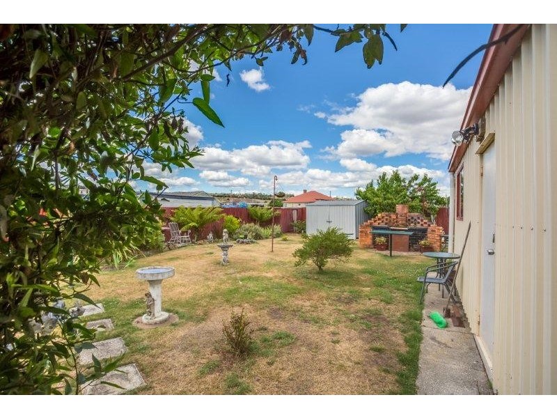 7 Clare St, Mowbray TAS 7248