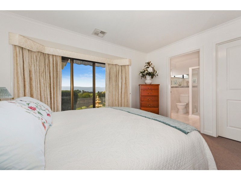 28 Far View Ave, Riverside TAS 7250