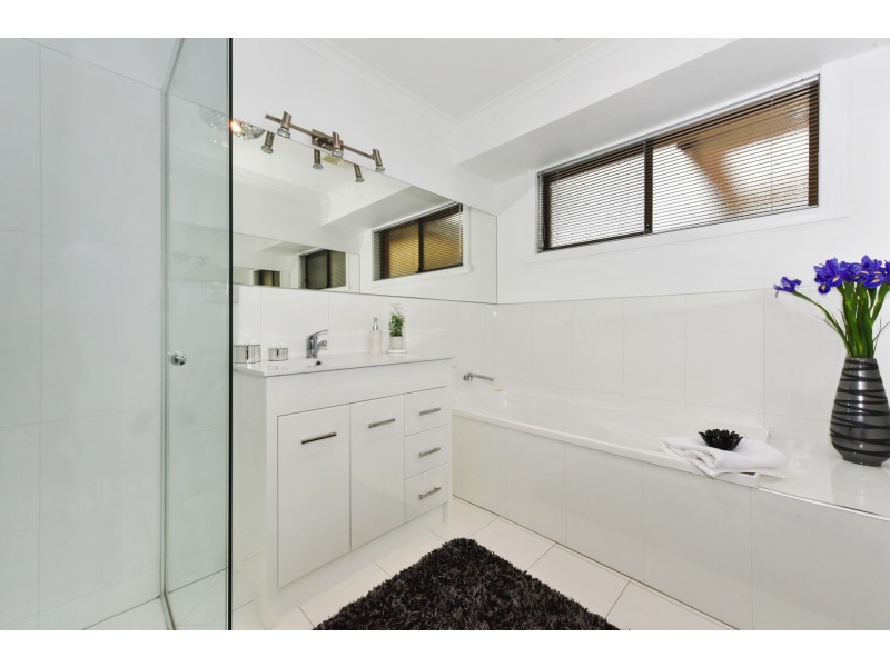 28 Far View Ave, Riverside TAS 7250