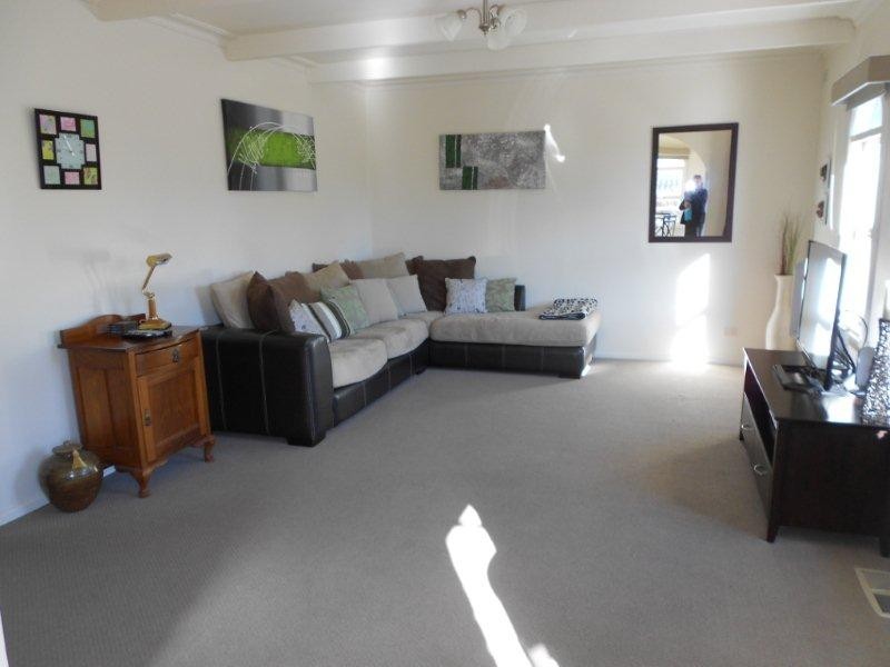 5 Woolston Street, Trevallyn TAS 7250