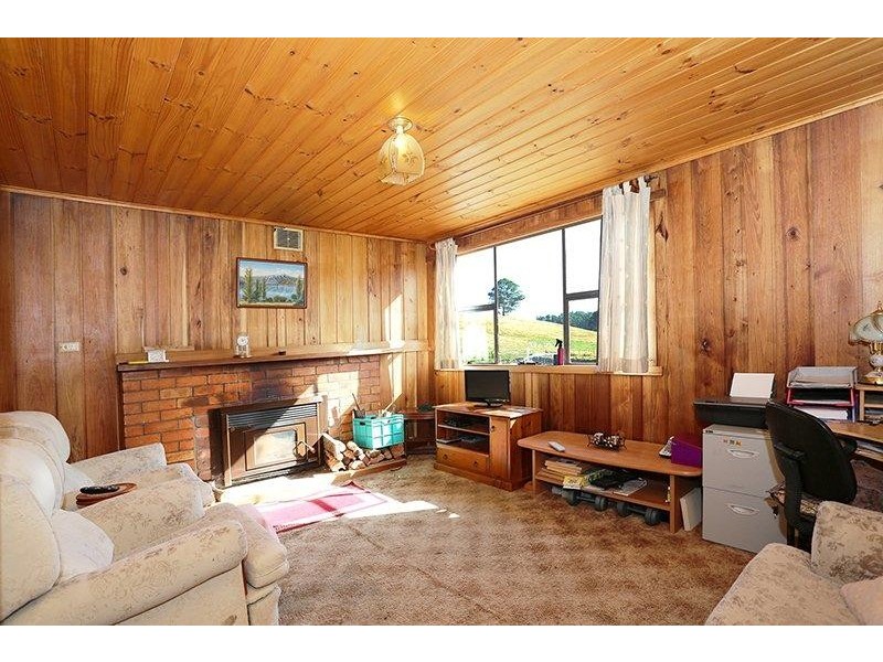 220 Burns Road, Wyena TAS 7254