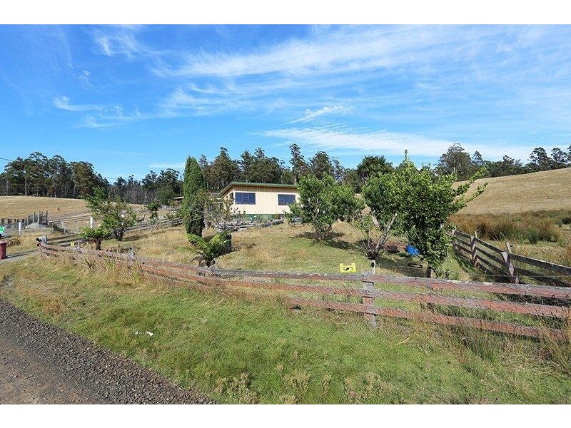 220 Burns Road, Wyena TAS 7254