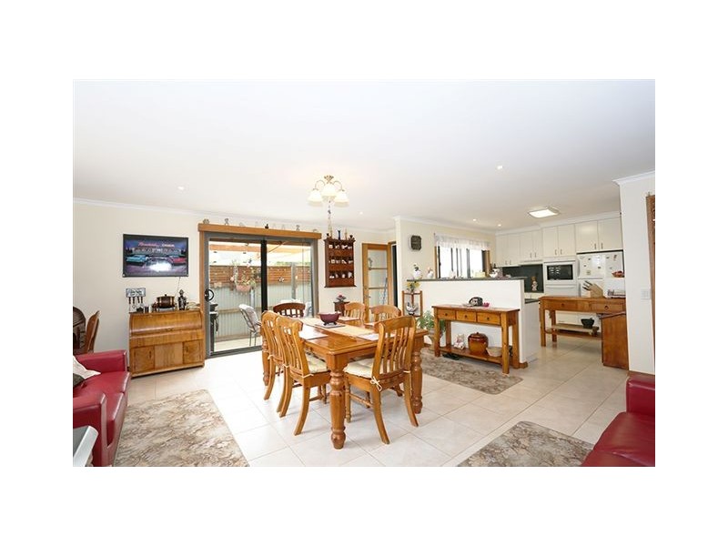 2a Church St, Cressy TAS 7302