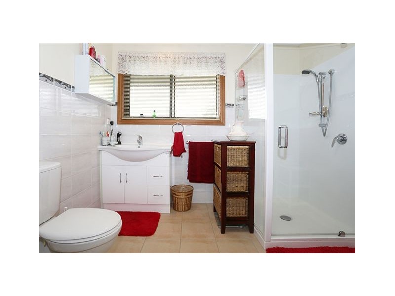 2a Church St, Cressy TAS 7302