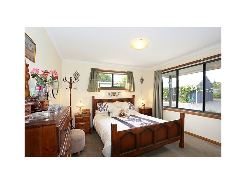 2a Church St, Cressy TAS 7302