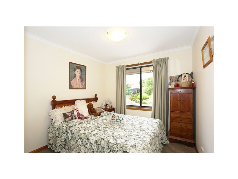 2a Church St, Cressy TAS 7302
