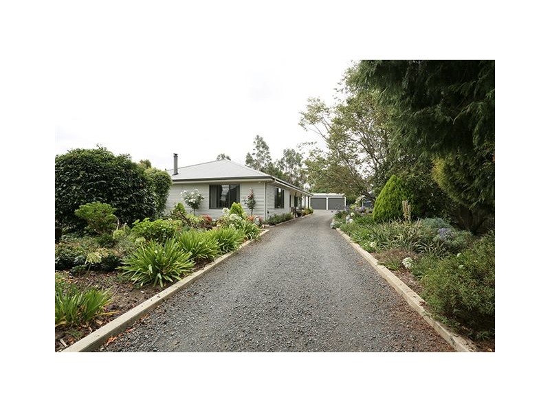 2a Church St, Cressy TAS 7302