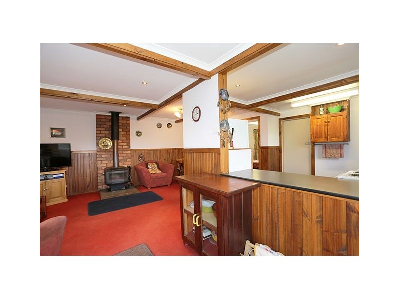 2b Church St, Cressy TAS 7302