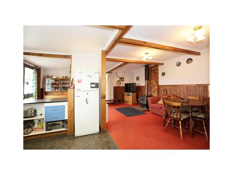 2b Church St, Cressy TAS 7302