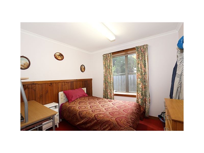 2b Church St, Cressy TAS 7302