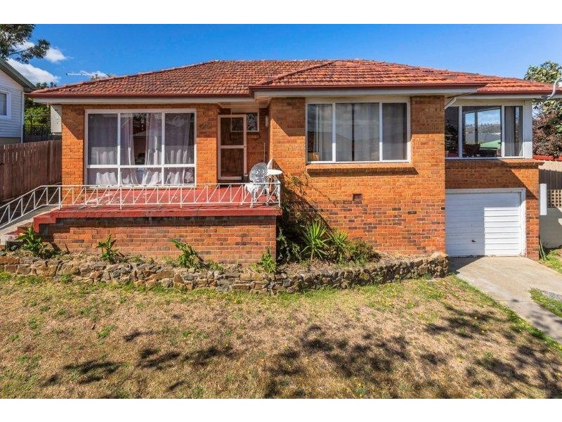 22 Woolven Street, Youngtown TAS 7249
