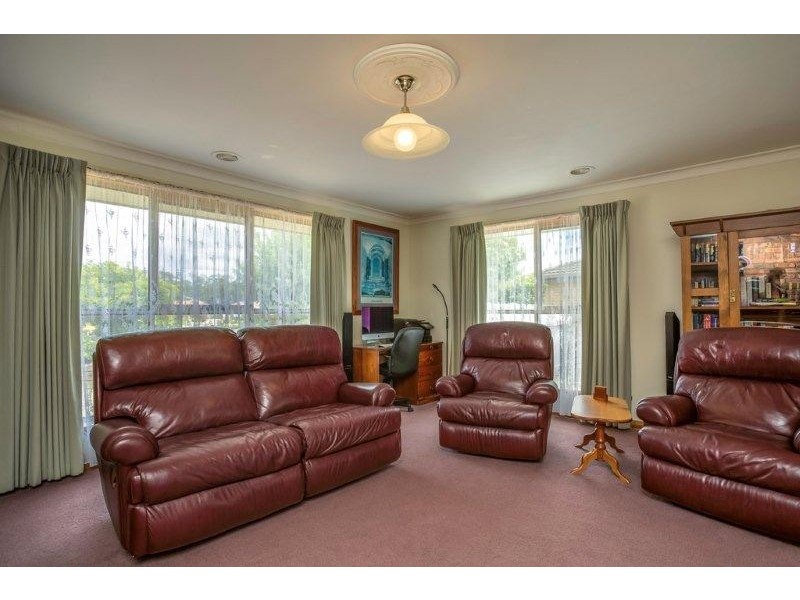 9 St Andrews Circle, Prospect Vale TAS 7250