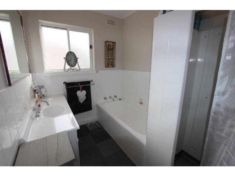 24 Alma Street, Youngtown TAS 7249