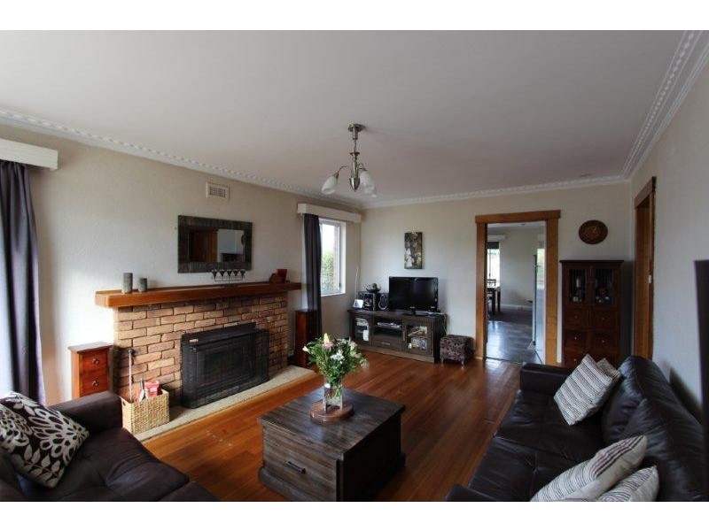 24 Alma Street, Youngtown TAS 7249