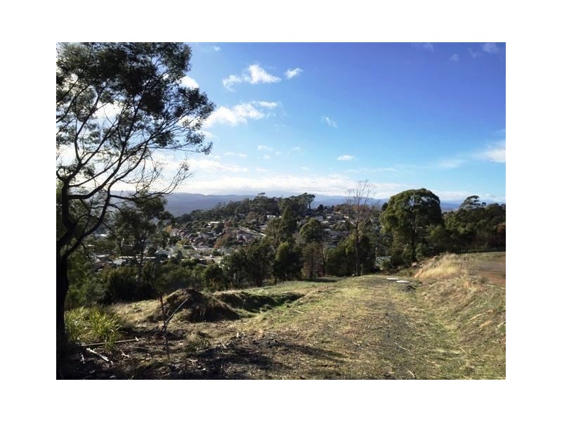 9 Johanna Court, Trevallyn TAS 7250
