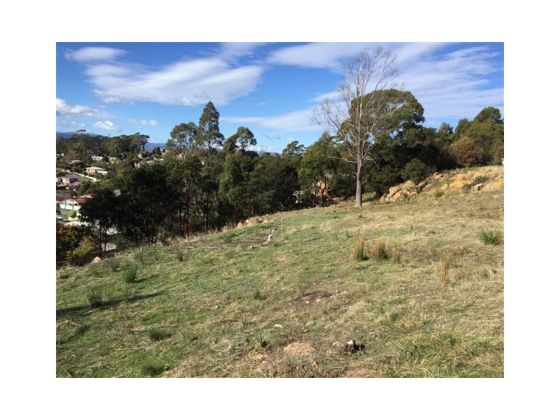 9 Johanna Court, Trevallyn TAS 7250