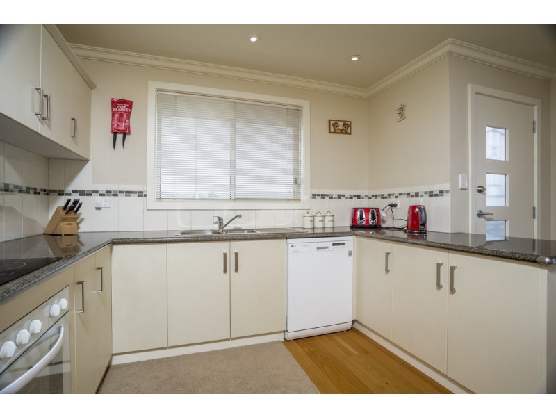 1/4 Dundas Street, Youngtown TAS 7249