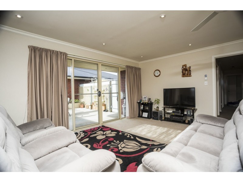 1/4 Dundas Street, Youngtown TAS 7249