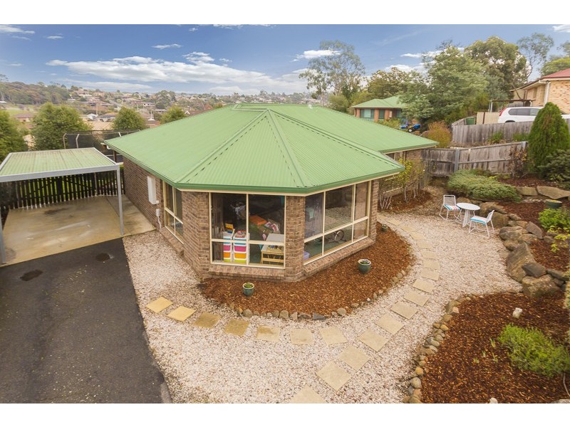 15 Luke Crt, Summerhill TAS 7250