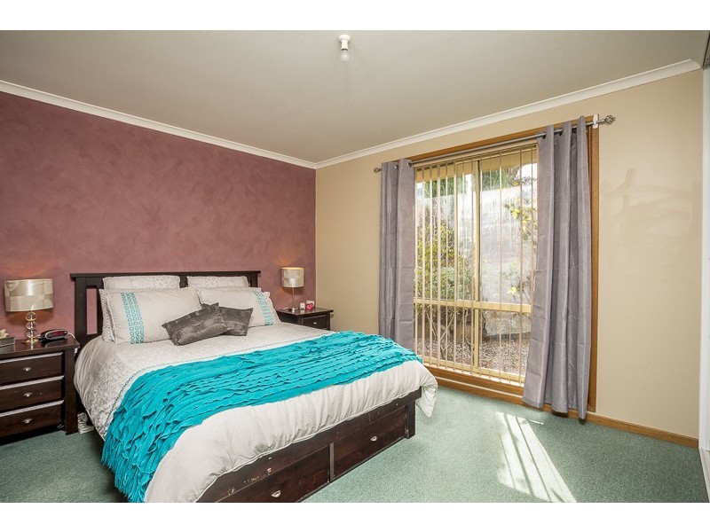 15 Luke Crt, Summerhill TAS 7250