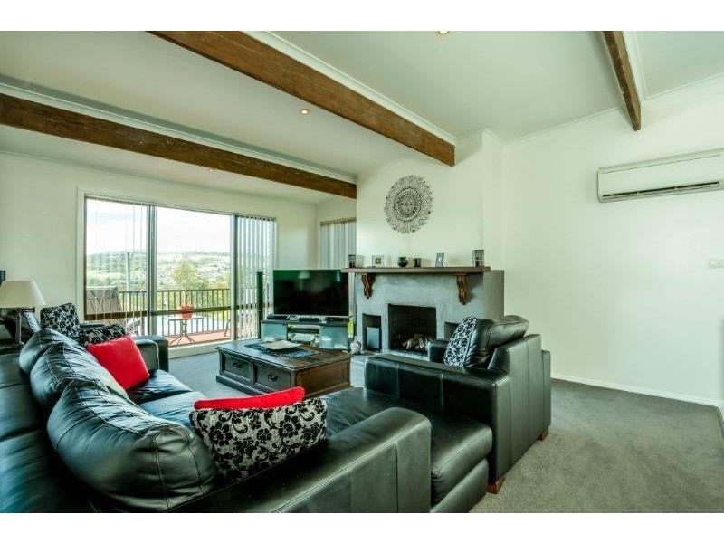 22 Montgomery Crt, Norwood TAS 7250