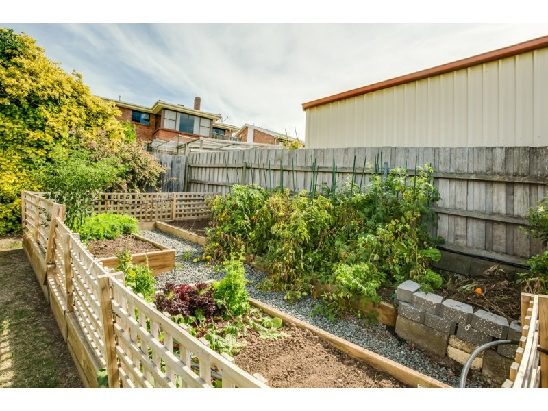 22 Montgomery Crt, Norwood TAS 7250
