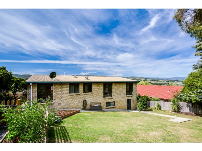 22 Montgomery Crt, Norwood TAS 7250