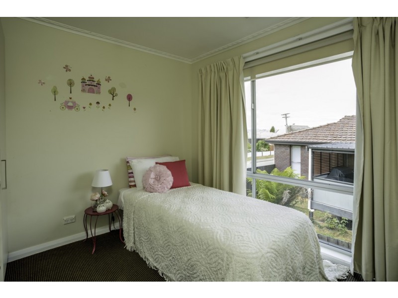 4 Ronald Place, Norwood TAS 7250