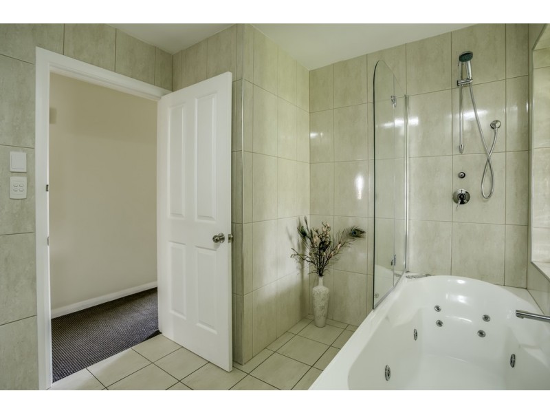 4 Ronald Place, Norwood TAS 7250