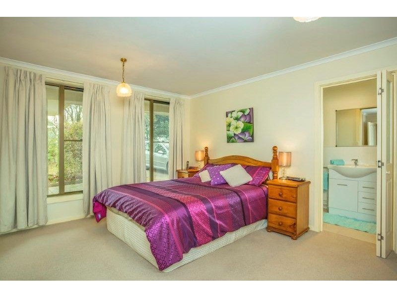 10 Christine Avenue, Devon Hills TAS 7300