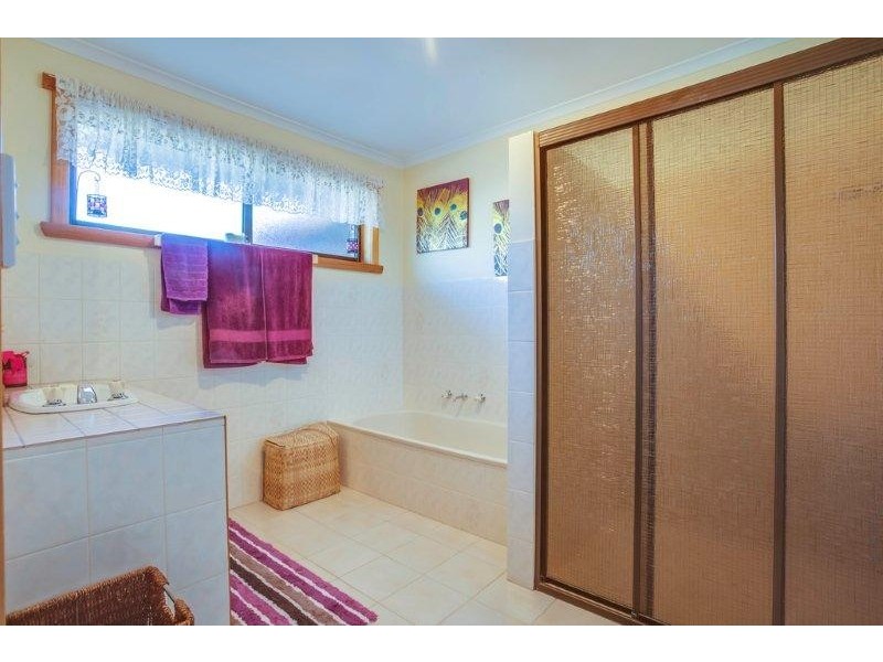 30 Bartlett Street, Newnham TAS 7248
